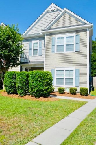 1797 Towne St, Johns Island, SC 29455-3165