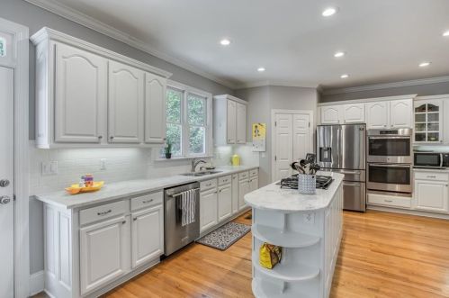 5105 Winding Rose Dr, Suwanee GA  30024-4063 exterior