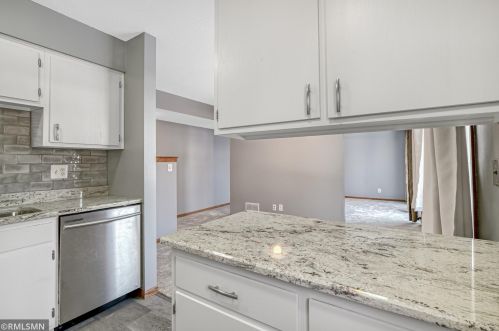 7878 Dunmore Rd, Saint Paul MN  55125-1612 exterior