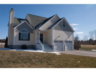 15 Gladiola Way, Dover, NH 03820-6115