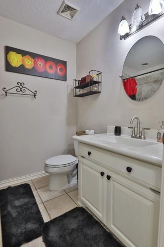 638 Wagon Wheel Trl, Angleton TX 77515-2733 exterior