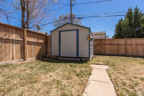 1216 Alexander Cir, Pueblo CO  81001-2021 exterior
