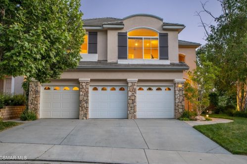 6304 Ballantine Pl, Calabasas, CA 91377-5826