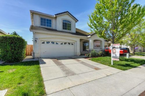 9487 Canmoor Cir, Elk Grove, CA 95758-7110
