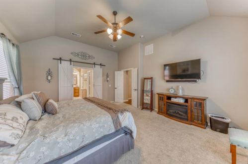 308 Darlington Trl, Fort Worth TX  76131-3584 exterior