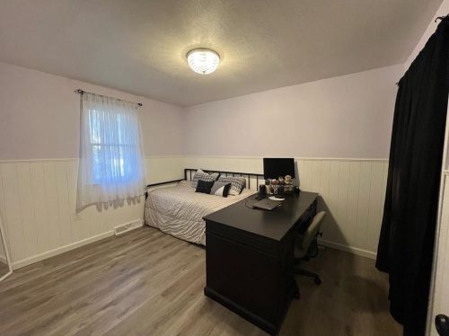 143 Alton Bradford Rd, Westerly RI  02808-1751 exterior