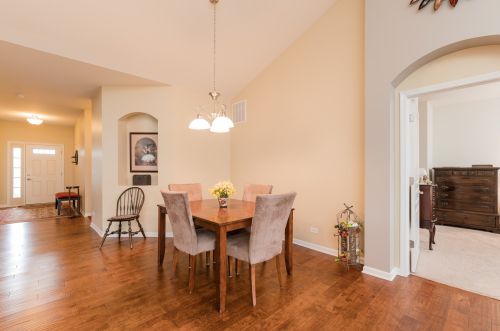 1832 Kelley Ln, Pingree Grove IL  60140-5410 exterior