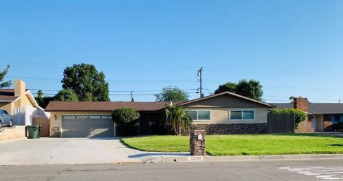 22689 Brentwood St, Colton, CA 92313-4903