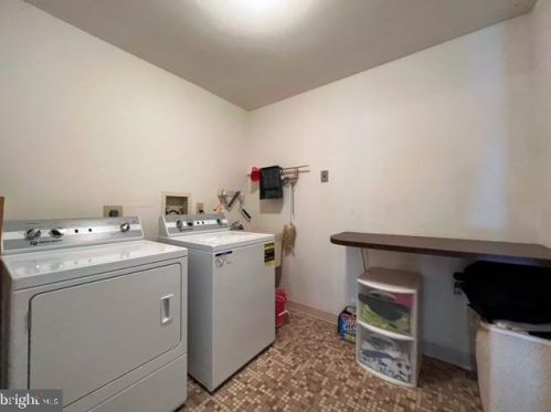 212 Farmgate Ln, Silver Spring MD 20905-5703 exterior