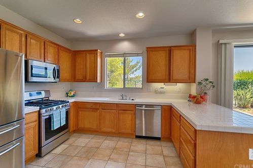 8845 Fallbrook Way, Anaheim CA  92808-3601 exterior