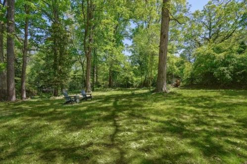 3985 Atlanta Rd, Smyrna GA  30080-5968 exterior