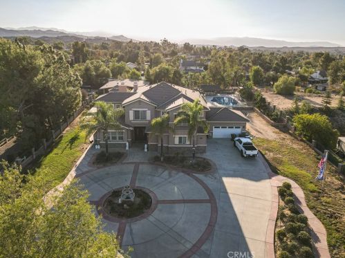 18479 Glass Mountain Dr, Riverside, CA 92504-9439