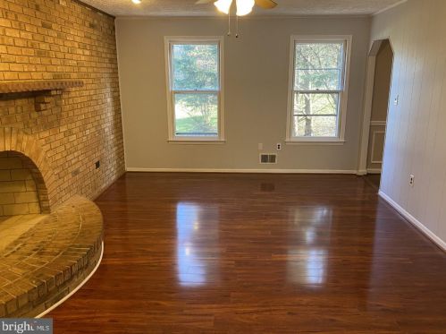 13600 Castle Clf Way, Silver Spring MD 20904-5488 exterior