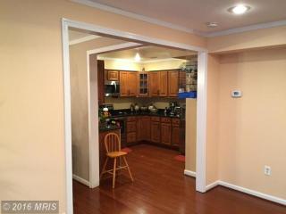 10220 Faire Commons Ct, Springfield VA  22015-2836 exterior