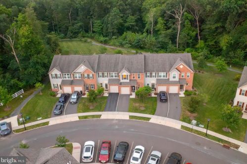 116 Sundance Dr, Trenton NJ  08619-3969 exterior