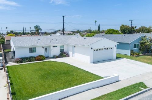 10211 Ethel St, Cypress, CA 90630-4355
