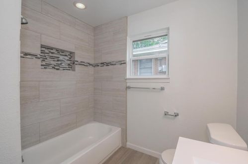 2250 Capri Dr, Fort Worth TX  76114-1949 exterior