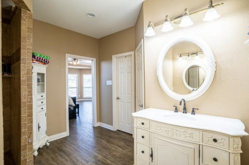12232 Fairway Meadows Dr, Fort Worth TX  76179-6643 exterior
