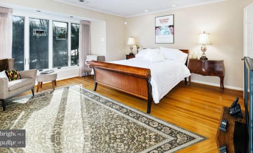 115 The Mews, Tavistock NJ exterior