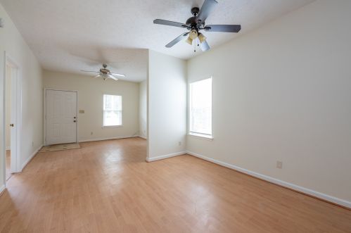 738 Boston Cmn, Atlanta GA  30349-8513 exterior
