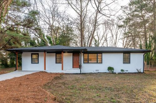 1847 Elmwood Dr, Austell, GA 30106-2111