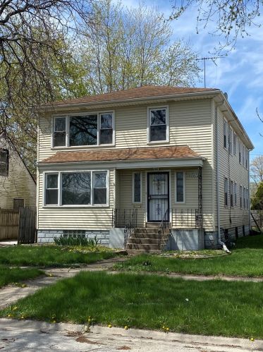 13612 Wentworth Ave, Chicago, IL 60827-1152