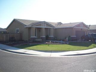 192 Catmint St, Manteca, CA 95337-8618