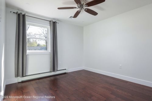 57 Raleigh Ct, Tinton Falls NJ 07724-2128 exterior