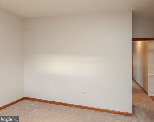 410 Wood End Ct, Charles Town WV  25414-5294 exterior