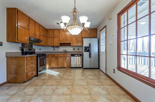 115 Lena Cir, Stockbridge, GA 30281-4985