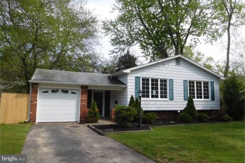 4 Deer Ct, Blenheim, NJ 08012-1412