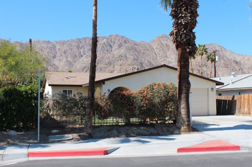 51305 Eisenhower Dr, La Quinta, CA 92253-3044