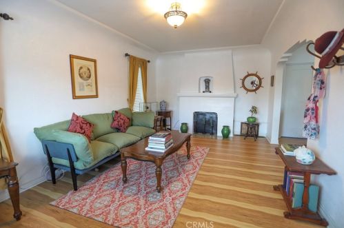 925 Emily St, Anaheim CA  92805-1910 exterior