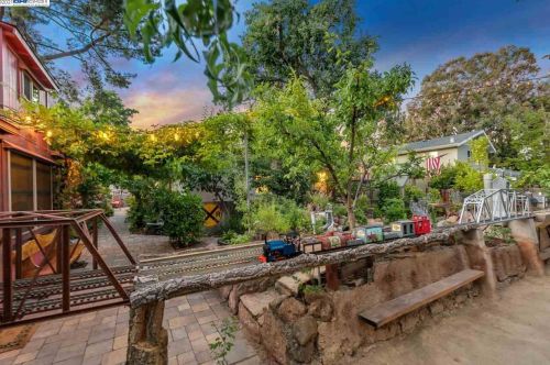 116 Hopeco Rd, Concord CA  94523-3213 exterior