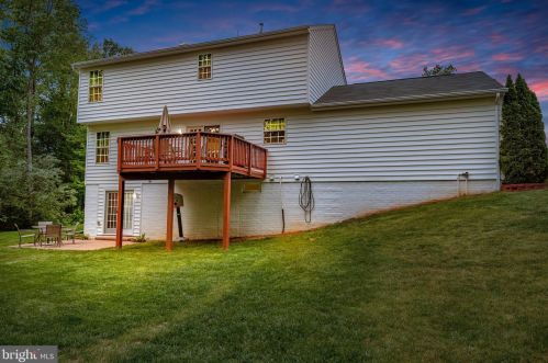 6523 Broad Creek Overlook, Fredericksburg, VA 22407-3327