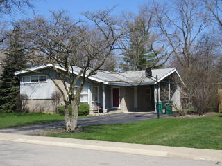 1354 Bayberry Ln, Bannockburn IL  60015-4002 exterior