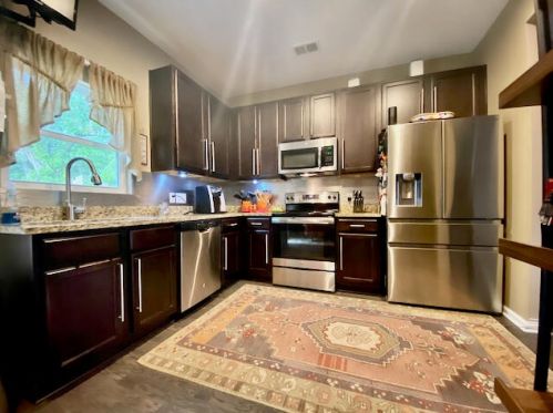 9113 Parlor Dr, Ladson SC  29456-5530 exterior