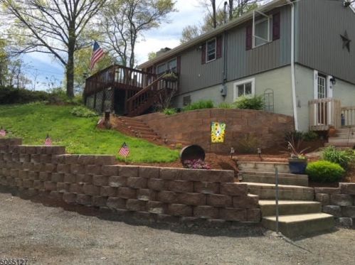 40 Valley View Trl, Wantage, NJ 07461-1247