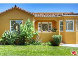 1610 Carmona Ave, Los Angeles, CA 90019-3907