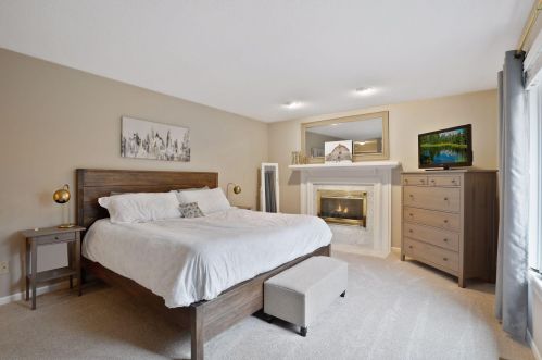 8743 Highwood Way, Saint Paul MN  55124-9456 exterior