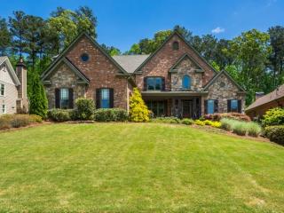 638 Chestatee Creek Dr, Acworth, GA 30101-3599