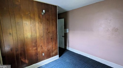 235 Howard Ave, Lancaster PA  17602-3603 exterior