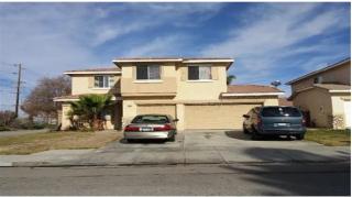 3280 Avon Pl, Hemet, CA 92545-9072