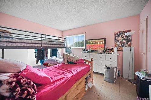 2124 Brownwood Ave, Anaheim CA  92801-5727 exterior