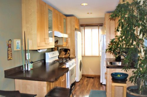 616 Old Willow Rd, Wheeling, IL 60070-1913
