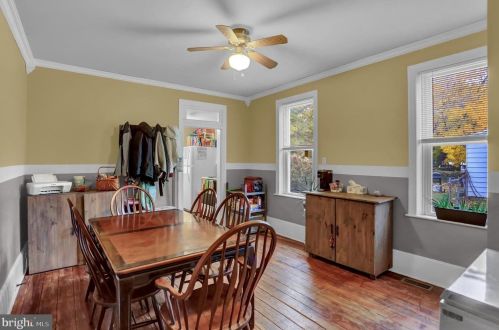 717 York St, Hanover PA 17331-3228 exterior