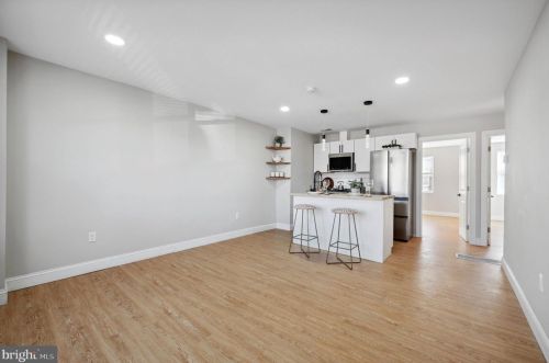 6048 Baltimore Ave, Philadelphia PA  19143-3103 exterior