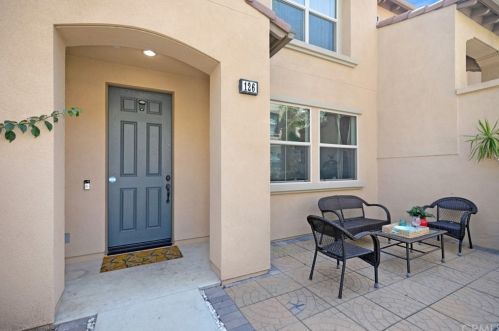 126 Hedge Bloom, Irvine CA  92618-1517 exterior