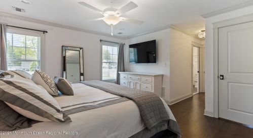 2 Barbara Ter, Middletown NJ  07748-1247 exterior