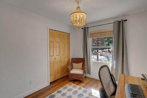 302 Cimarron Rd, Saint Paul MN  55124-9751 exterior